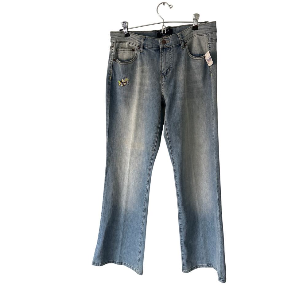 NWT Eivissa Petite Floral Embroidered Light Wash Flare Jeans 10